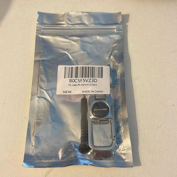 AMG Logo Key Fob Keychain in Metal NWT - Picture 5 of 5